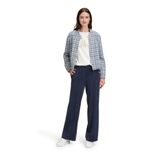 Жіноча футболка біла BETTY & CO - 1127026 фото 3